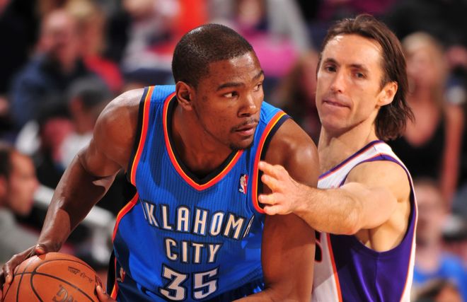 成鲜明对比 成鲜明对比